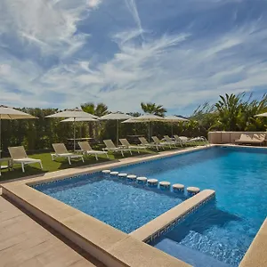 https://los-escondidos-ibiza.ibizaislandhotels.net